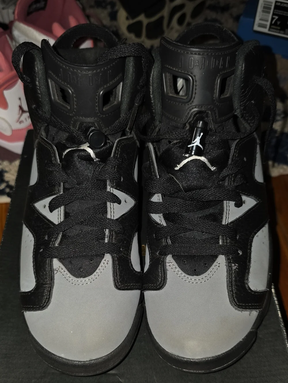Jordan Kids Basketball Sneakers in Black and Gray